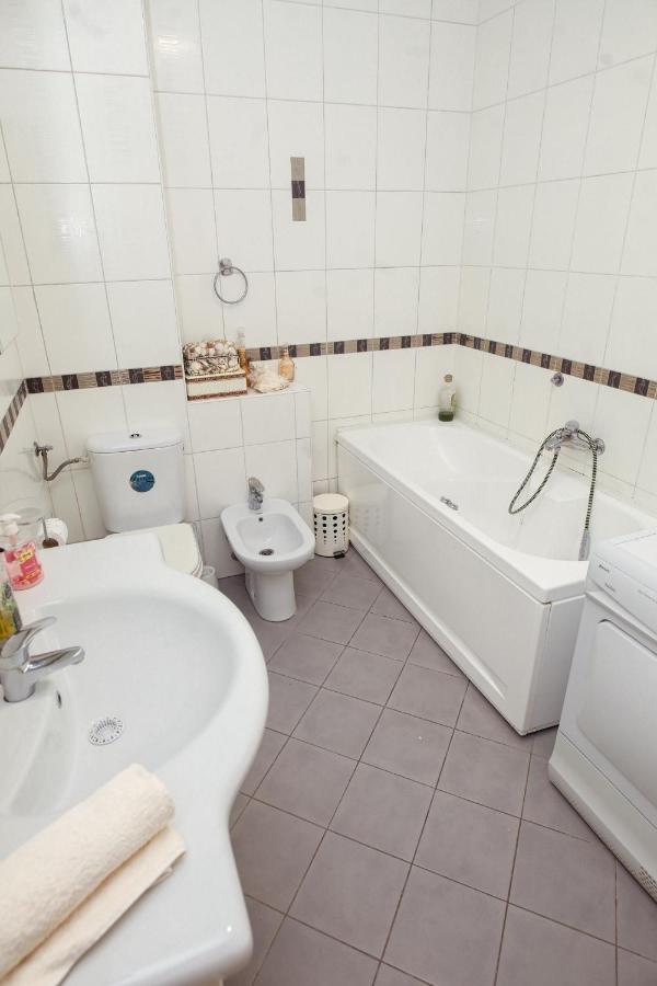 באניה לוקה Ugodan I Luksuzan Apartman מראה חיצוני תמונה